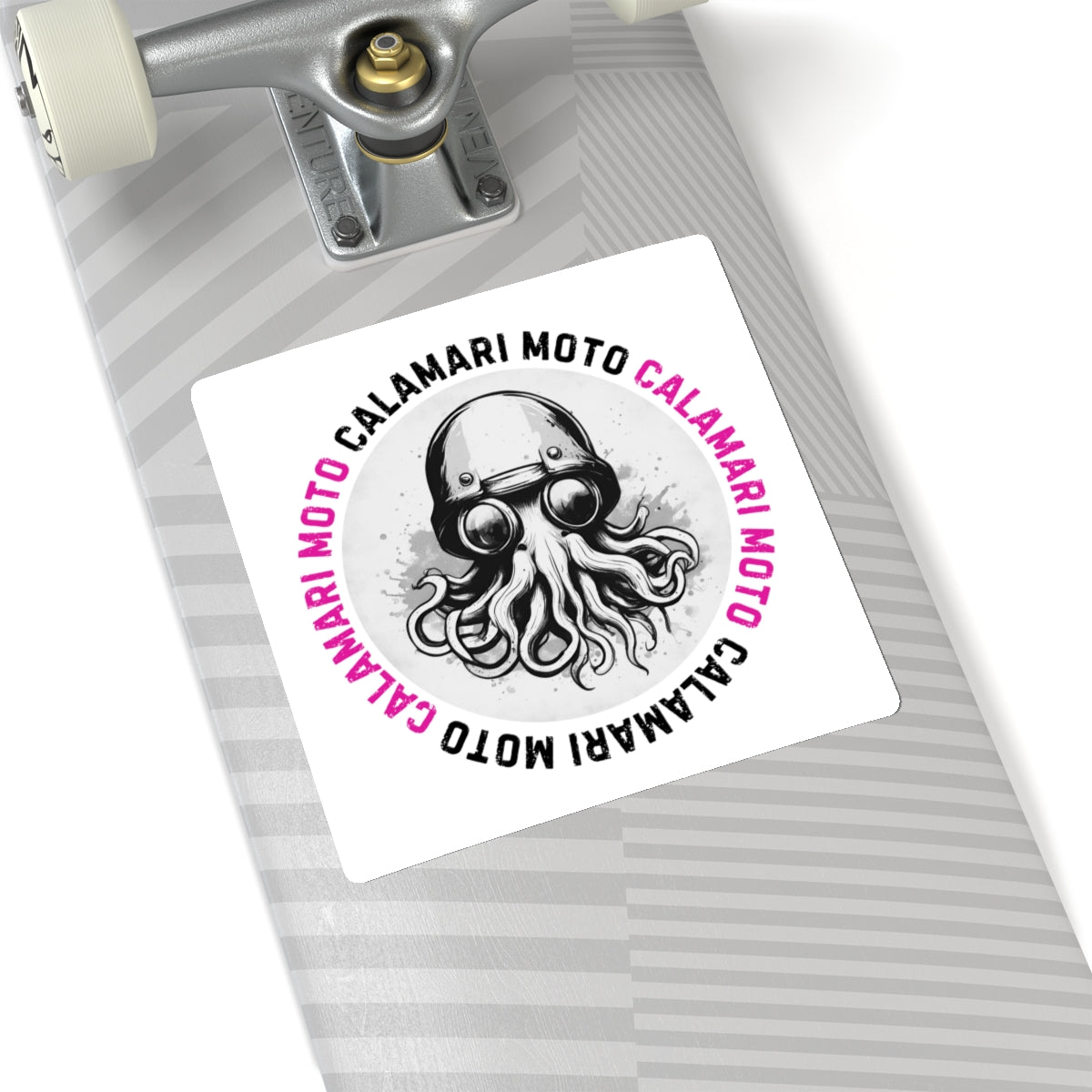 CALAMARI MOTO V2 Sticker